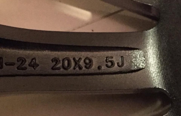(หมดแล้วครับ) ล้อใหม่ Infinity ขอบ20 มี3ชุด ราคาเร้าใจ