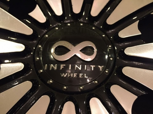 (หมดแล้วครับ) ล้อใหม่ Infinity ขอบ20 มี3ชุด ราคาเร้าใจ