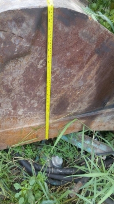 ขายบุ้งกี้รถตัก CAT-966-C และ 950-F สภาพสวย โครงสร้างยังหนาครับ มีซ่อมบ้างนิดหน่อยครับ