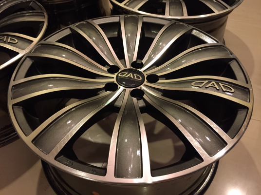 ล้อ DAD ขอบ18 สภาพสวย ไม่มีซ่อม ราคาไม่แพง