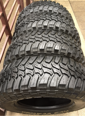 ยาง Mud Deestone 265 70 17 ปลายปี15 ดอกเต็ม ไม่มีปะ ราคาไม่แพง