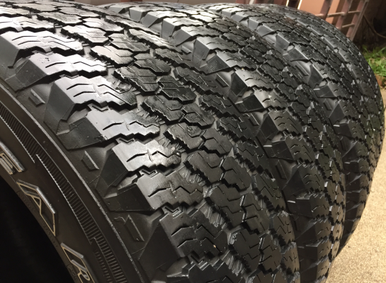 ยาง All Goodyear 245 75 17 ปลายปี12 พร้อมใช้งาน ไม่มีปะ ราคาไม่แพง ยาง All Goodyear 245 75 17 ปลายปี12 พร้อมใช้งาน ไม่มีปะ ราคาไม่แพง