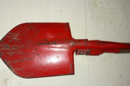 ขายพลั่วพับญี่ปุ่นด้ามไม้ Made in Japan.เหมาะมือสวยเหล็กดี ขายพลั่วพับญี่ปุ่นด้ามไม้ Made in Japan.เหมาะมือสวยเหล็กดี