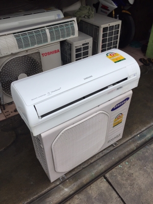 **** ขายแอร์ Samsung 12000 BTU inverter แอร์ปี13 ****