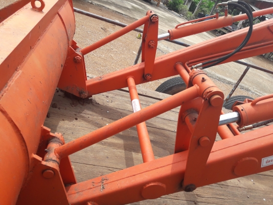 ชุดตัก ป.เสรี สำหรับ 30-47แรง สภาพใหม่มาก ชุดตัก ป.เสรี สำหรับ 30-47แรง สภาพใหม่มาก