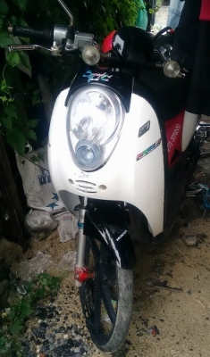 ขาย สกุ็ปปี้ไอ เครื่องดี มีทะเบียน แต่งสวย รถโอนได้ครับ 13500