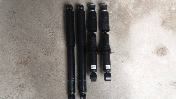 โช๊คเดิมถอดป้ายแดงดีแม็กซ์ออนิวตัวเตี้ย วิ่ง 400 กม.