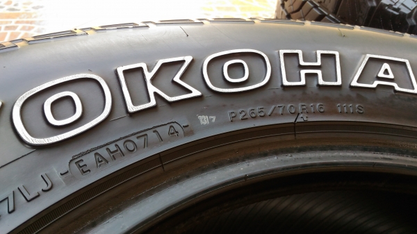 ขายยาง yokohama at/s ขนาด 265/70/16 สวยๆครับ