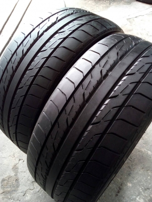 205/40R17 TOYO DRB ปี13 มี 2 เส้น tel. 081-427-3941