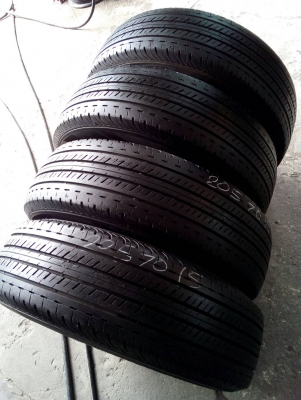 205/70R15   BRIDGESTONE DURAVIS R611  ชุด 4 เส้น  tel. 081-427-3941