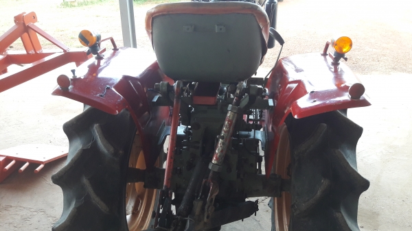 ขายรถไถยันมาร์YM1502D15แรง3สูบขับ4X4อุปกรณ์ผานสาม ขายรถไถยันมาร์YM1502D15แรง3สูบขับ4X4อุปกรณ์ผานสาม