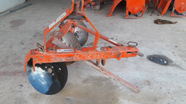 ขายรถไถยันมาร์YM1502D15แรง3สูบขับ4X4อุปกรณ์ผานสาม ขายรถไถยันมาร์YM1502D15แรง3สูบขับ4X4อุปกรณ์ผานสาม