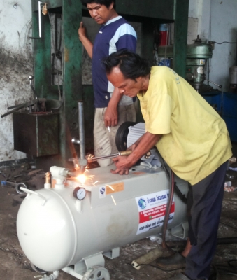 ขายปั้มลมสกรู ลูกสูบพร้อมติดตั้งครบวงจร ระบบลม0912152886,0835848866