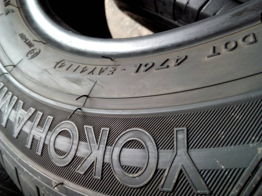 205/70R15 YOKOHAMA RY53 ปี14 ฝ มี 2 เส้น tel. 081-427-3941 205/70R15 YOKOHAMA RY53 ปี14 ฝ มี 2 เส้น tel. 081-427-3941