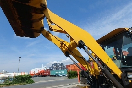 ขาย รถตักล้อยาง KOMATSU WA100-5 สวยแจ่ม ไร้ที่ติ นำเข้าจากญี่ปุ่น โทร.090-986-2521 อ๊อบ