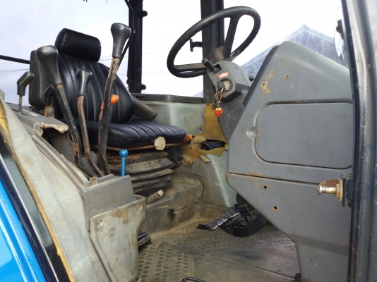 ขาย6640(4&times;4)คานหน้าคาลาโล่เอกสารอิยวอย   รถสวยพร้อมใช้งาน