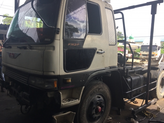 10ล้อหัวลาก315แรง..FM221LA..วางเครื่องPO9C..รถพร้อมใช้