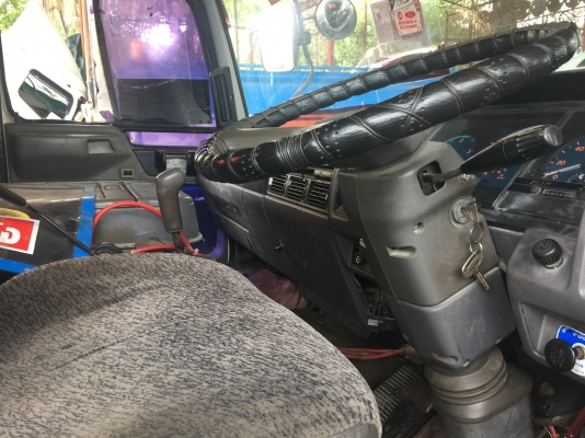 10ล้อหัวลาก315แรง..FM221LA..วางเครื่องPO9C..รถพร้อมใช้