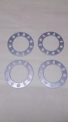 Spacer 6 มิลลิเมตร งาน CNC ไทย และงาน Japan อย่างละชุดครับ