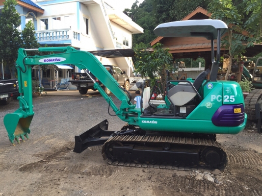 ขายรถขุดKOMATSU PC25-1รุ่น7เก่านอกแท้ญี่ปุ่นเอกสารอินวอยนำเข้าไม่เคยใช้งานในไทยคับ