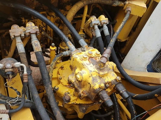 KOMATSU PC 200-5