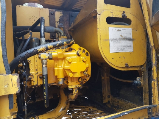 KOMATSU PC 200-5