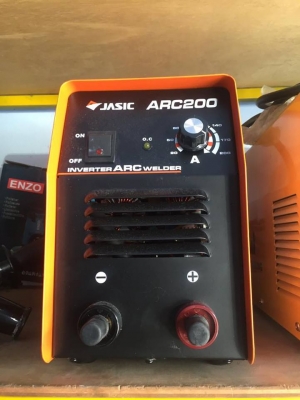 ขายตู้เชื่อม JASIC ARC200 มือสอง สภาพ 99\% ขายตู้เชื่อม JASIC ARC200 มือสอง สภาพ 99\%