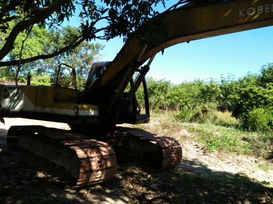 ขายด่วน KOBELCO SK200 MARK 3 ขายด่วน KOBELCO SK200 MARK 3