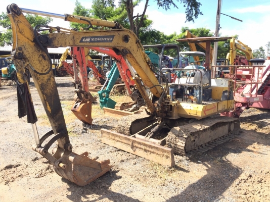 170,000 บาท Komatsu Pc40-3 เก่าไทย ขายตามสภาพ