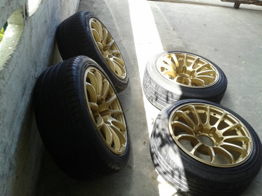 ขอบ17นิ้ว6รู หน้า8 หลัง9 พร้อมยาง ชุดนี้ ราคา 8500 บาท ขอบ17นิ้ว6รู หน้า8 หลัง9 พร้อมยาง ชุดนี้ ราคา 8500 บาท