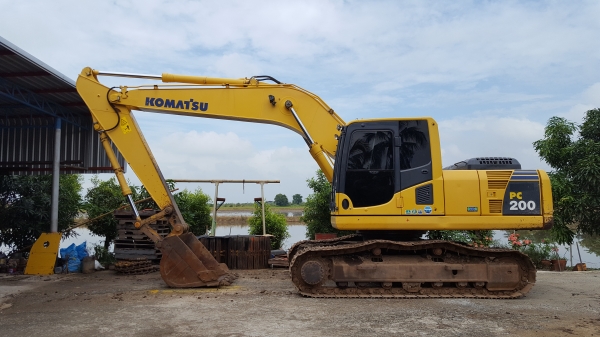 ขายkomatsu PC 200-8N1