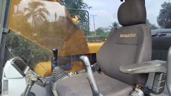 ขายkomatsu PC 200-8N1