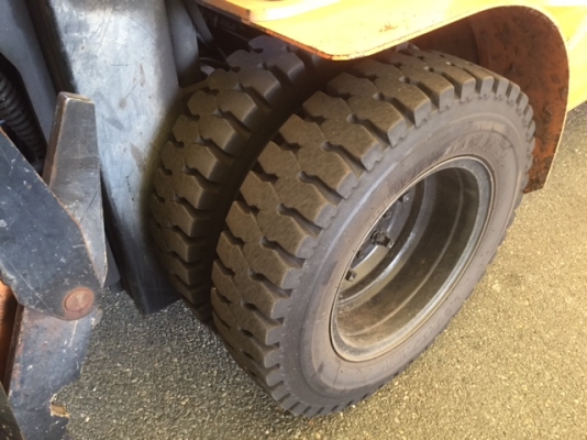 ขายรถโฟลคลิฟท์ TOYOTA 02-7FD30 ,เกียร์ออโต,ดีเซล 2Z ,ปุ้งกี๋แท้ญี่ปุ่น, ปรับคว่ำ-หงายเทได้ , เสายกสูง 5 เมตร ,ล้อหน้าคู่ , รถนำเข้าจากญี่ปุ่น 100\% ขายรถโฟลคลิฟท์ TOYOTA 02-7FD30 ,เกียร์ออโต,ดีเซล 2Z ,ปุ้งกี๋แท้ญี่ปุ่น, ปรับคว่ำ-หงายเทได้ , เสายกสูง 5 เมตร ,ล้อหน้าคู่ , รถนำเข้าจากญี่ปุ่น 100\%