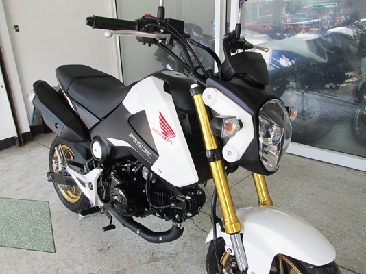 (โอนฟรี) ขาย Honda MSX ปี 2016 ไมล์ 3136 กม รถสภาพสวยพร้อมใช้งาน เครื่องหัวฉีดประหยัดน้ำมัน (โอนฟรี) ขาย Honda MSX ปี 2016 ไมล์ 3136 กม รถสภาพสวยพร้อมใช้งาน เครื่องหัวฉีดประหยัดน้ำมัน