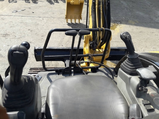 ขาย รถขุด CATERPILLAR รุ่น 304 CR