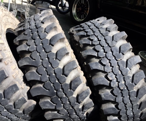 ขายยางตะขาบ Simex 36x12.5x16 ปี14 ทั้ง4เส้น ไม่เคยปะ