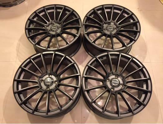 ล้อ ADVAN ขอบ17 สภาพสวย ไม่มีซ่อม ราคาไม่แพง