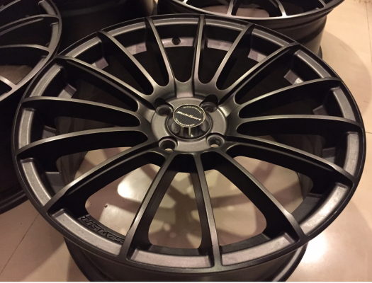 ล้อ ADVAN ขอบ17 สภาพสวย ไม่มีซ่อม ราคาไม่แพง