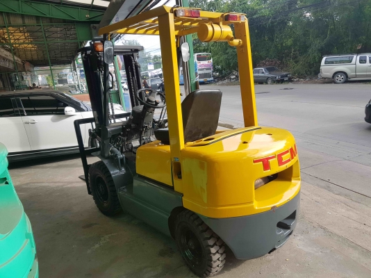 ขาย รถโฟล์คลิฟท์ TCM 2.5 ตัน เกียคลัช ขาย รถโฟล์คลิฟท์ TCM 2.5 ตัน เกียคลัช