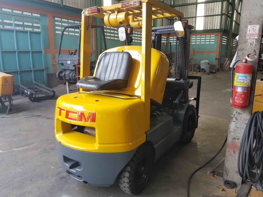 ขาย รถโฟล์คลิฟท์ TCM 2.5 ตัน เกียคลัช ขาย รถโฟล์คลิฟท์ TCM 2.5 ตัน เกียคลัช