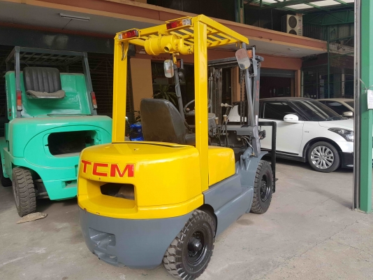 ขาย รถโฟล์คลิฟท์ TCM 2.5 ตัน เกียคลัช ขาย รถโฟล์คลิฟท์ TCM 2.5 ตัน เกียคลัช