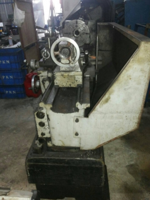 ขายเครื่องกลึง6ฟุตรันมาสเตอร์4เพลามีเบรค3ขา2ขาครบใช้น้อยเครื่องเงียบราคาเบาๆ