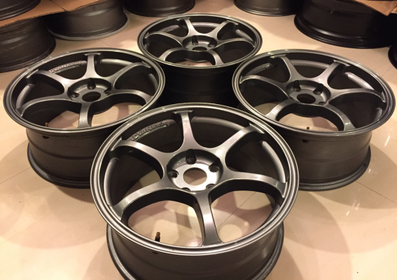 ล้อ ADVAN RG II ขอบ18 สภาพสวย ไม่มีซ่อม ราคาไม่แพง