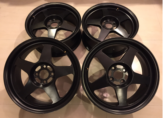 ล้อ EVO ขอบ17 สีดำด้าน สภาพสวย ไม่มีซ่อม ราคาไม่แพง