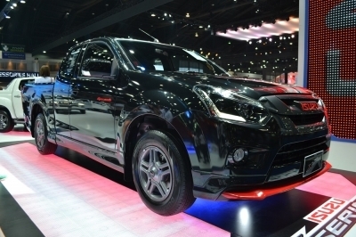 ขายล้อแม็ก ISUZU DMAX X-Series Blue power 1.9 ป้ายแดงพร้อมยางบริดโตน 215/70/16 ยางปลายปี 16 ใหม่กริ๊ป