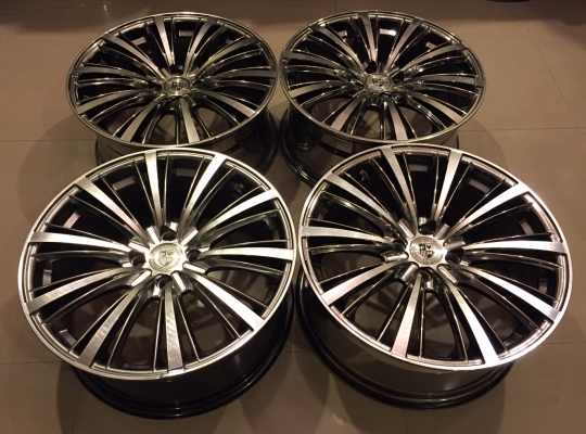 ล้อใหม่ลาย W-Work ขอบ17 มีให้เลือก3สี ราคาเร้าใจ