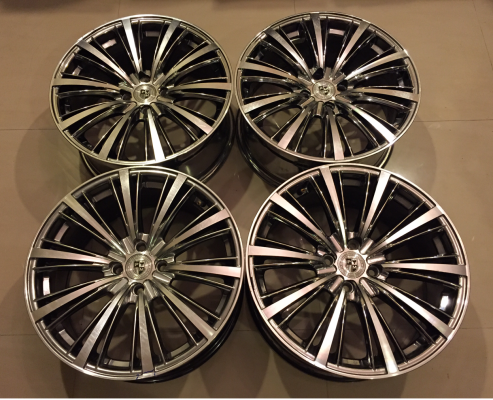 ล้อใหม่ลาย W-Work ขอบ17 มีให้เลือก3สี ราคาเร้าใจ