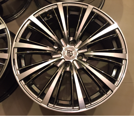 ล้อใหม่ลาย W-Work ขอบ17 มีให้เลือก3สี ราคาเร้าใจ