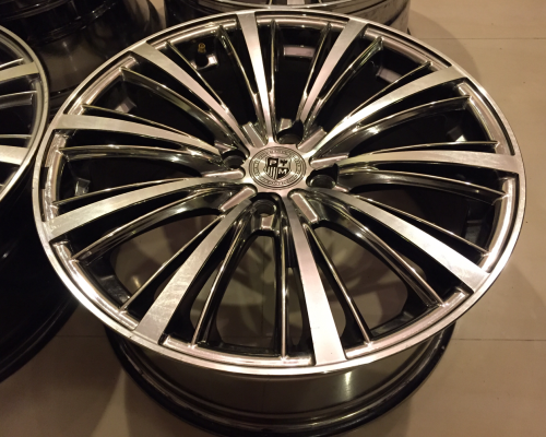 ล้อใหม่ลาย W-Work ขอบ17 มีให้เลือก3สี ราคาเร้าใจ