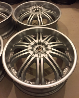 ล้อแนว USA ขอบ20 สภาพสวย ไม่มีซ่อม ราคาไม่แพง